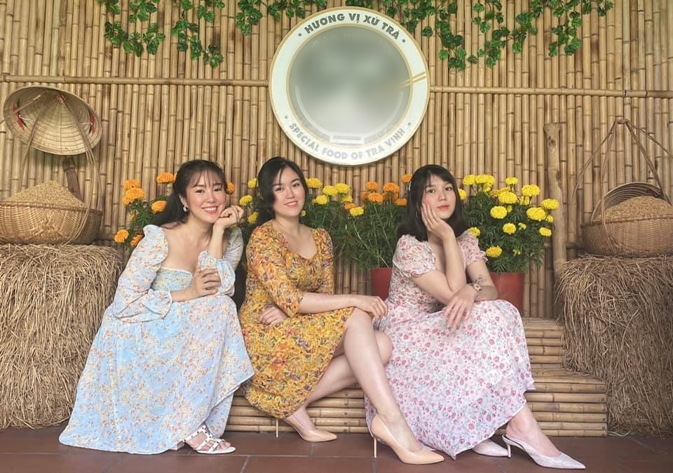 Sao Việt ngày 8/2/2022: Cuộc sống hiện tại của ca sĩ Hồng Nhung Sao Việt ngày 8/2/2022: Cuộc sống hiện tại của ca sĩ Hồng Nhung