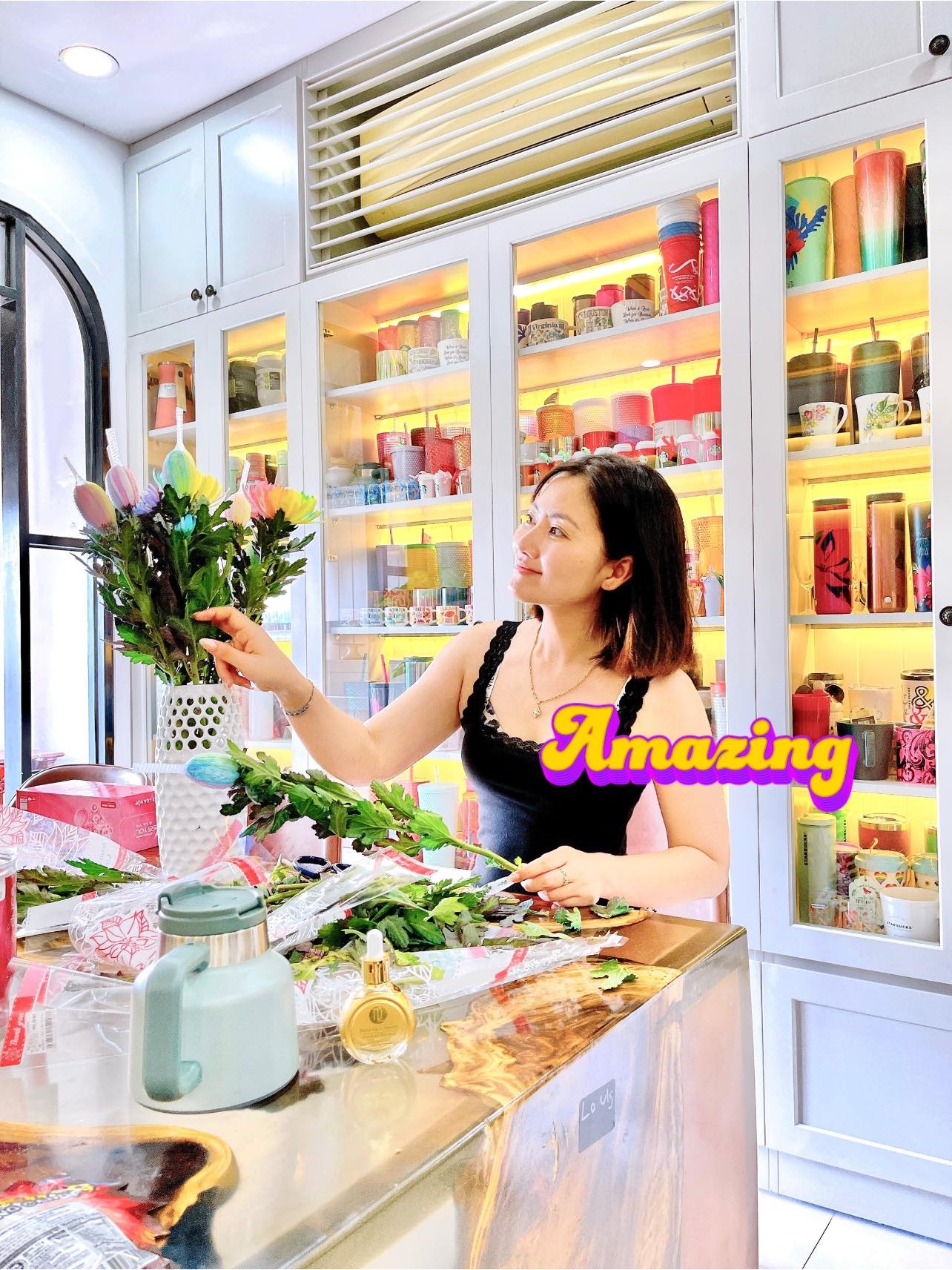 Sao Việt ngày 16/2/2022: Hoa hậu Thùy Tiên xuất hiện bên cạnh Quang Linh Vlog