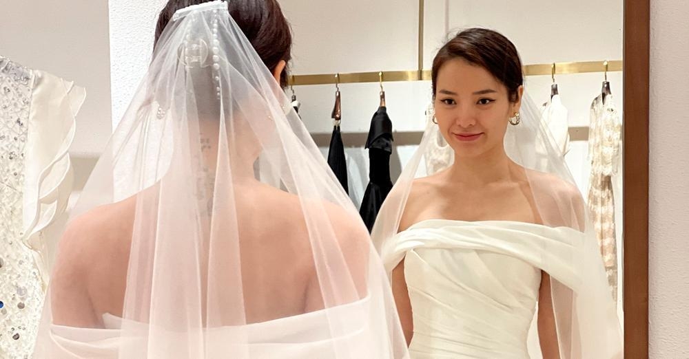 Sao Việt ngày 19/2/2022: Lệ Quyên xuất hiện tại show diễn của Hà Hồ