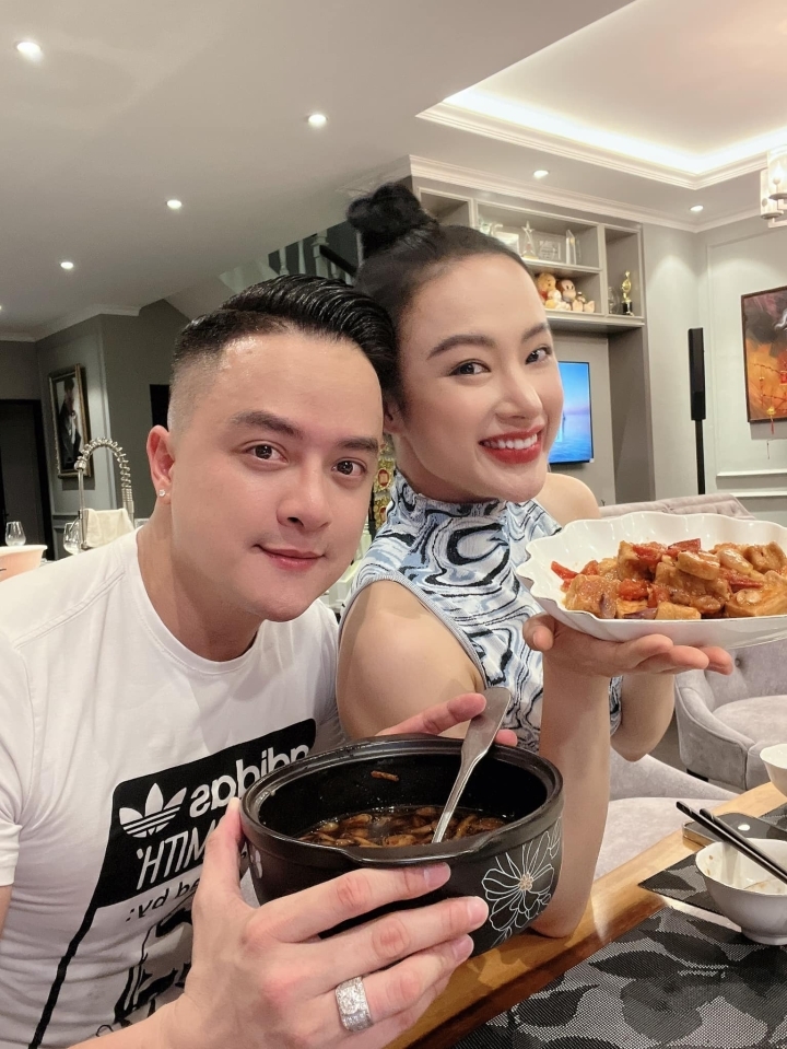 Sao Việt ngày 28/2/2022: Thiếu gia Minh Hải xuất hiện đầy tâm trạng hậu chia tay Hòa Minzy