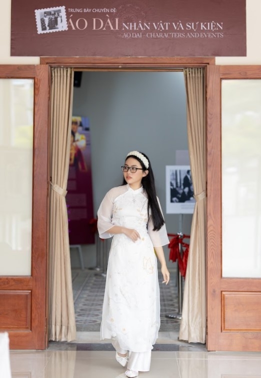 Sao Việt ngày 2/3/2022: Phương Mỹ Chi trở thành đại sứ Lễ hội Áo dài