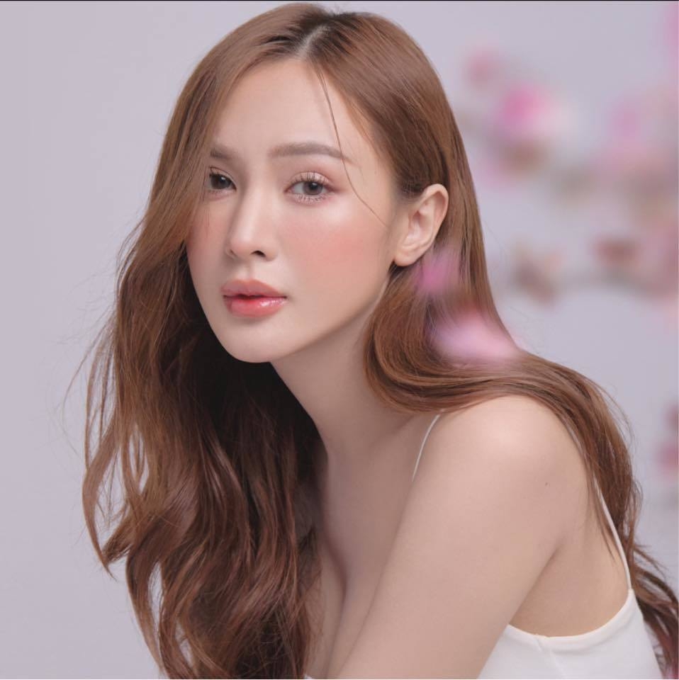 Sao Việt ngày 14/3/2022: Chân dung ái nữ nhà Trường Giang vô tình được lộ diện Sao Việt ngày 14/3/2022: Chân dung ái nữ nhà Trường Giang vô tình được lộ diện