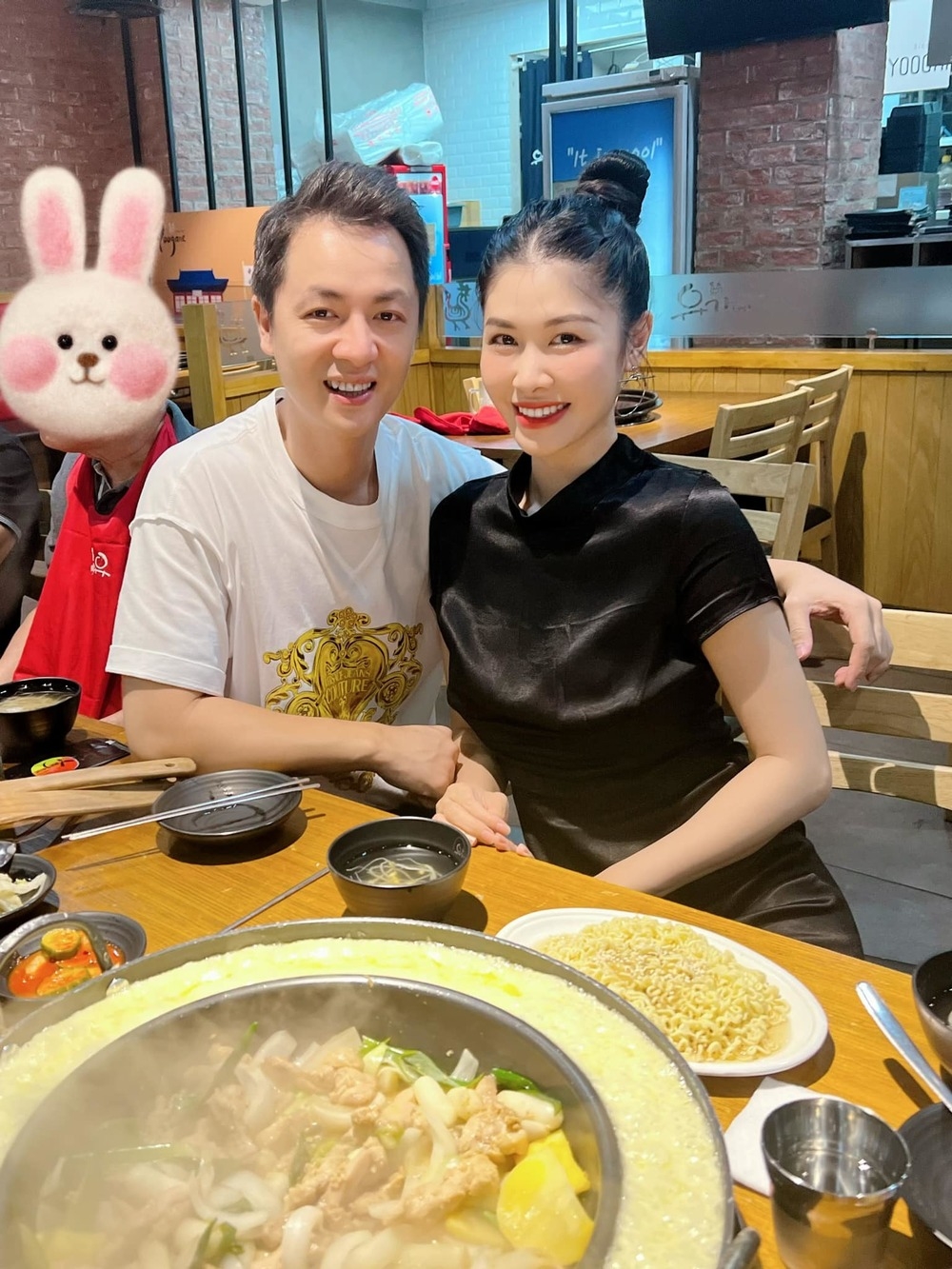 Sao Việt ngày 15/3/2022: Đỗ Thị Hà rạng rỡ trước thềm Miss World Sao Việt ngày 15/3/2022: Đỗ Thị Hà rạng rỡ trước thềm Miss World