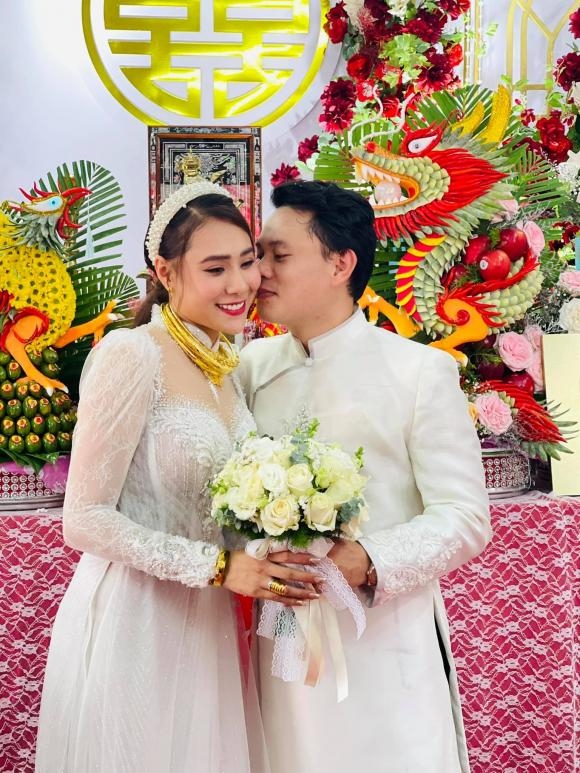 Sao Việt ngày 22/3/2022: Hậu giảm cân thành công, Phương Oanh tự tin khoe dáng