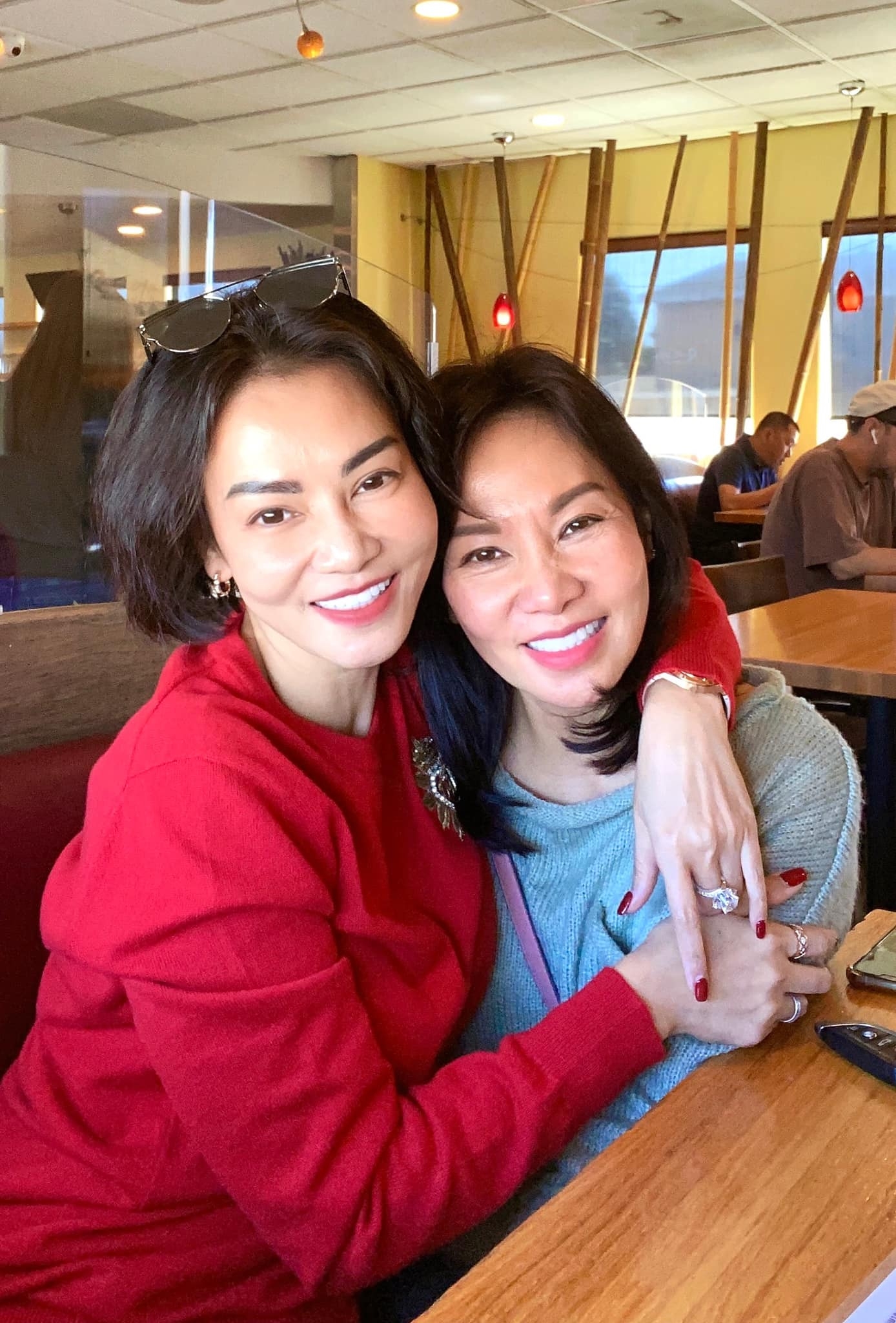 Sao Việt ngày 24/3/2022: Thủy Tiên nhắc điểm không thích ở ông xã Công Vinh