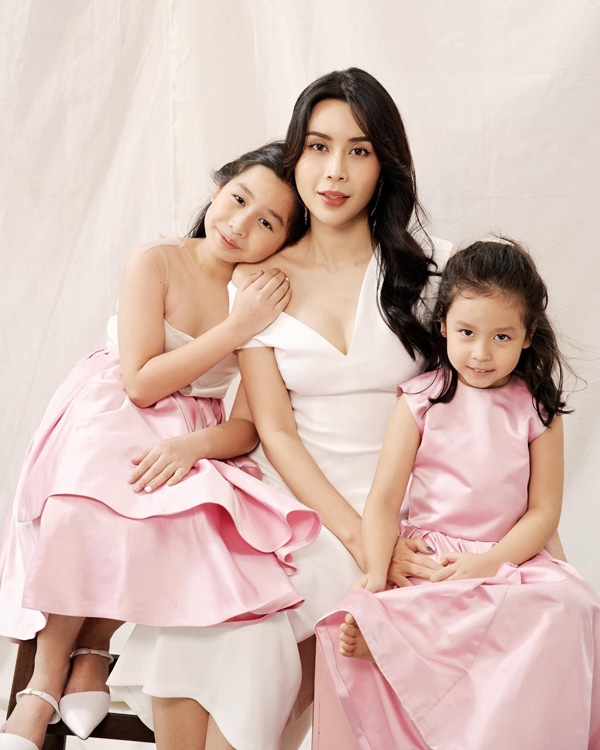 Sao Việt ngày 24/3/2022: Thủy Tiên nhắc điểm không thích ở ông xã Công Vinh