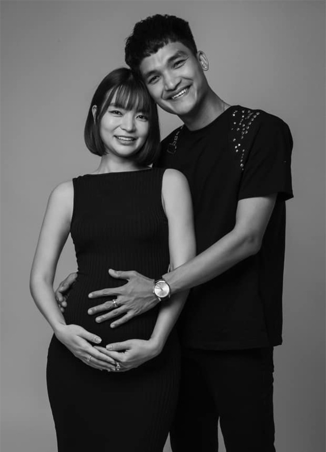 Sao Việt ngày 26/3/2022: Quý tử nhà Phạm Hương ra dáng 