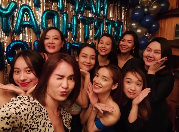 Sao Việt ngày 27/3/2022: Vợ chồng Bình Minh hạnh phúc đón sinh nhật ở Mỹ Sao Việt ngày 27/3/2022: Vợ chồng Bình Minh hạnh phúc đón sinh nhật ở Mỹ