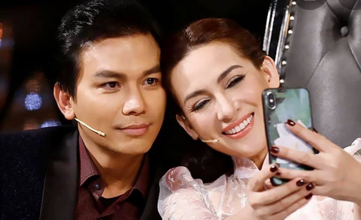 Sao Việt ngày 29/3/2022: Bảo Thy hiếm hoi khoe ảnh chụp chung với gia đình chồng Sao Việt ngày 29/3/2022: Bảo Thy hiếm hoi khoe ảnh chụp chung với gia đình chồng