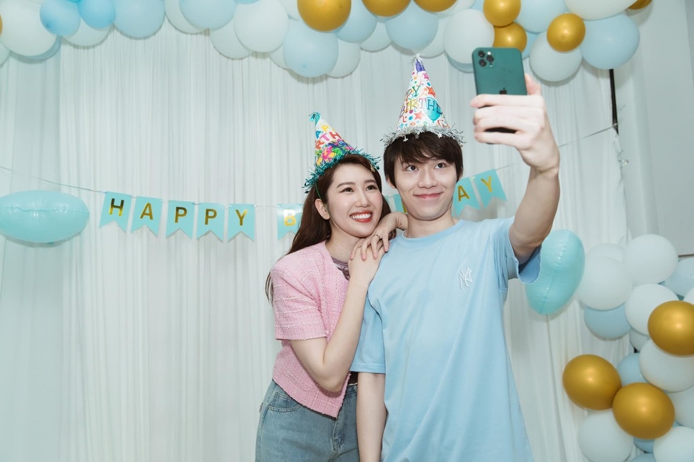 Sao Việt ngày 6/4/2022: Hòa Minzy bênh vực khi Puka bị chỉ trích Sao Việt ngày 6/4/2022: Hòa Minzy bênh vực khi Puka bị chỉ trích