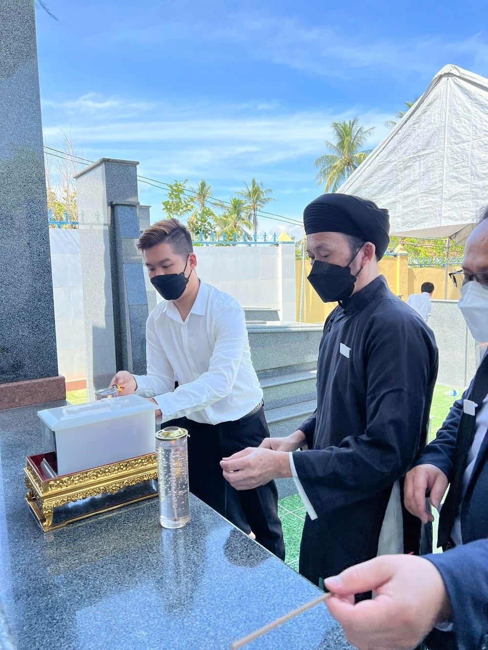 Sao Việt ngày 7/4/2022: H'Hen Niê phản hồi khi bị chê về trang phục Sao Việt ngày 7/4/2022: H'Hen Niê phản hồi khi bị chê về trang phục