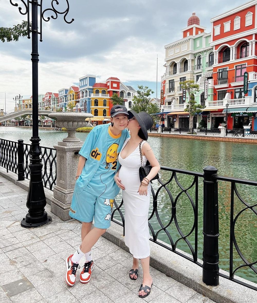 Sao Việt hôm nay 16/4: Phi Thanh Vân bất ngờ xuất hiện gây chú ý tại sự kiện Sao Việt hôm nay 16/4: Phi Thanh Vân bất ngờ xuất hiện gây chú ý tại sự kiện