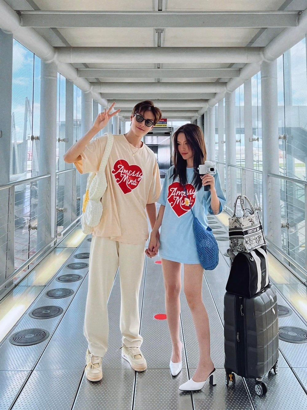 Sao Việt hôm nay 18/4: Khánh Thi - Phan Hiển Sao Việt hôm nay 18/4: Khánh Thi - Phan Hiển