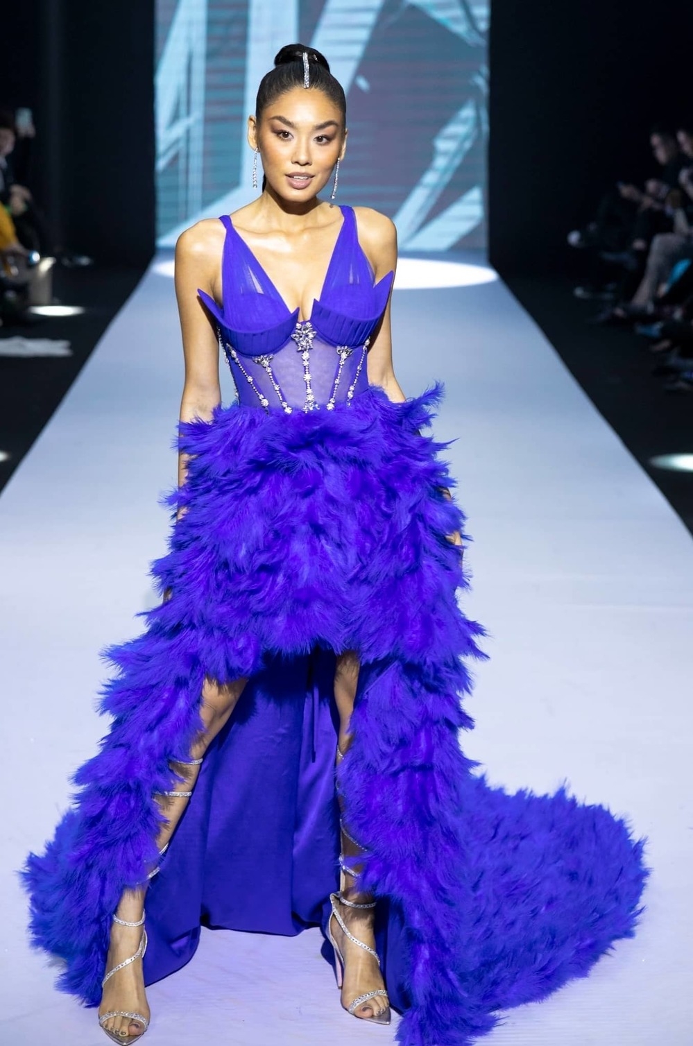 Sao Việt hôm nay 25/4: Sao Việt hôm nay 25/4: