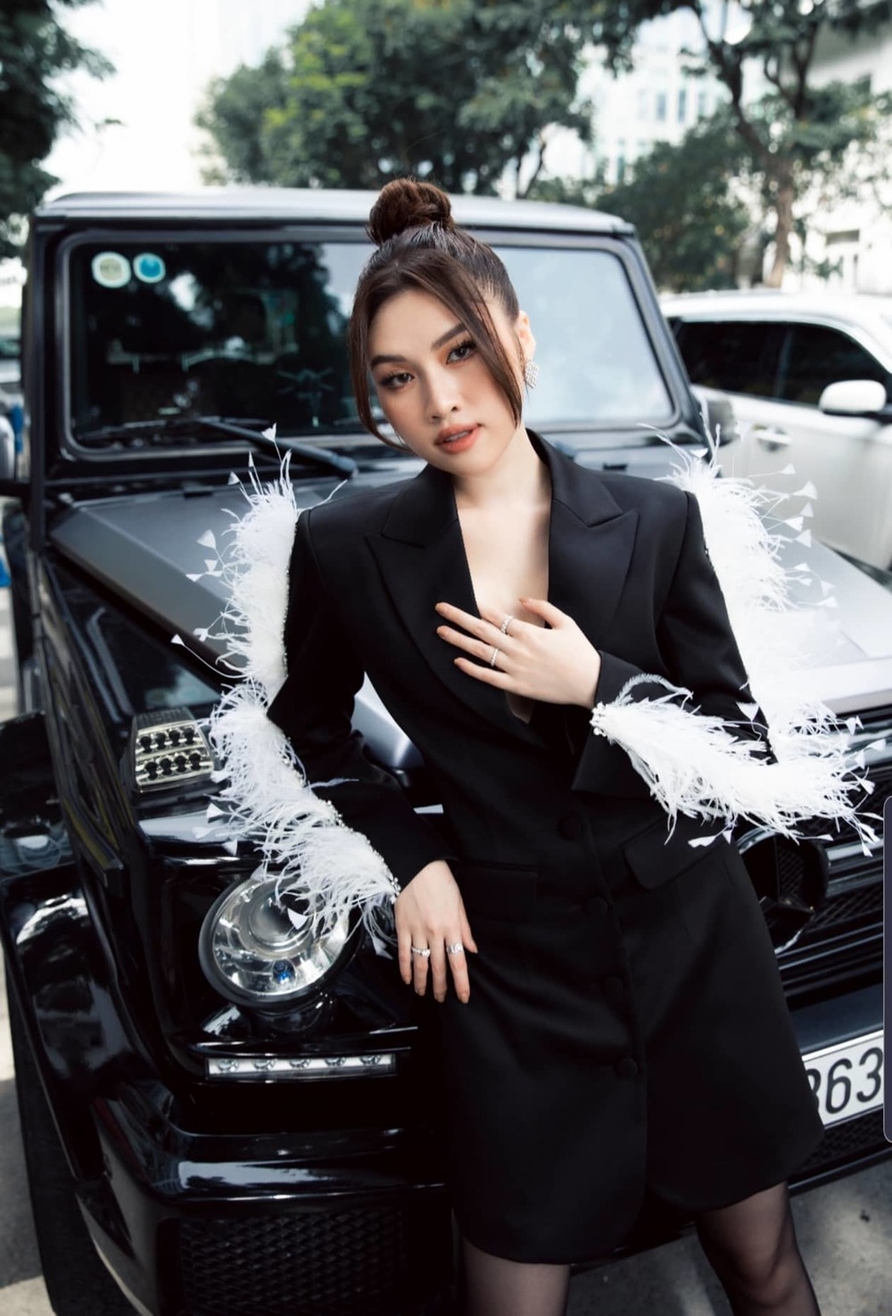 Sao Việt hôm nay 26/4: Phương Trinh Jolie công khai con gái tại đám cưới Sao Việt hôm nay 26/4: Phương Trinh Jolie công khai con gái tại đám cưới