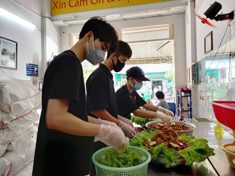 Tin hot giải trí ngày 24/8: Cindy Lư tiết lộ từng có người thứ 3 xen vào mối quan hệ