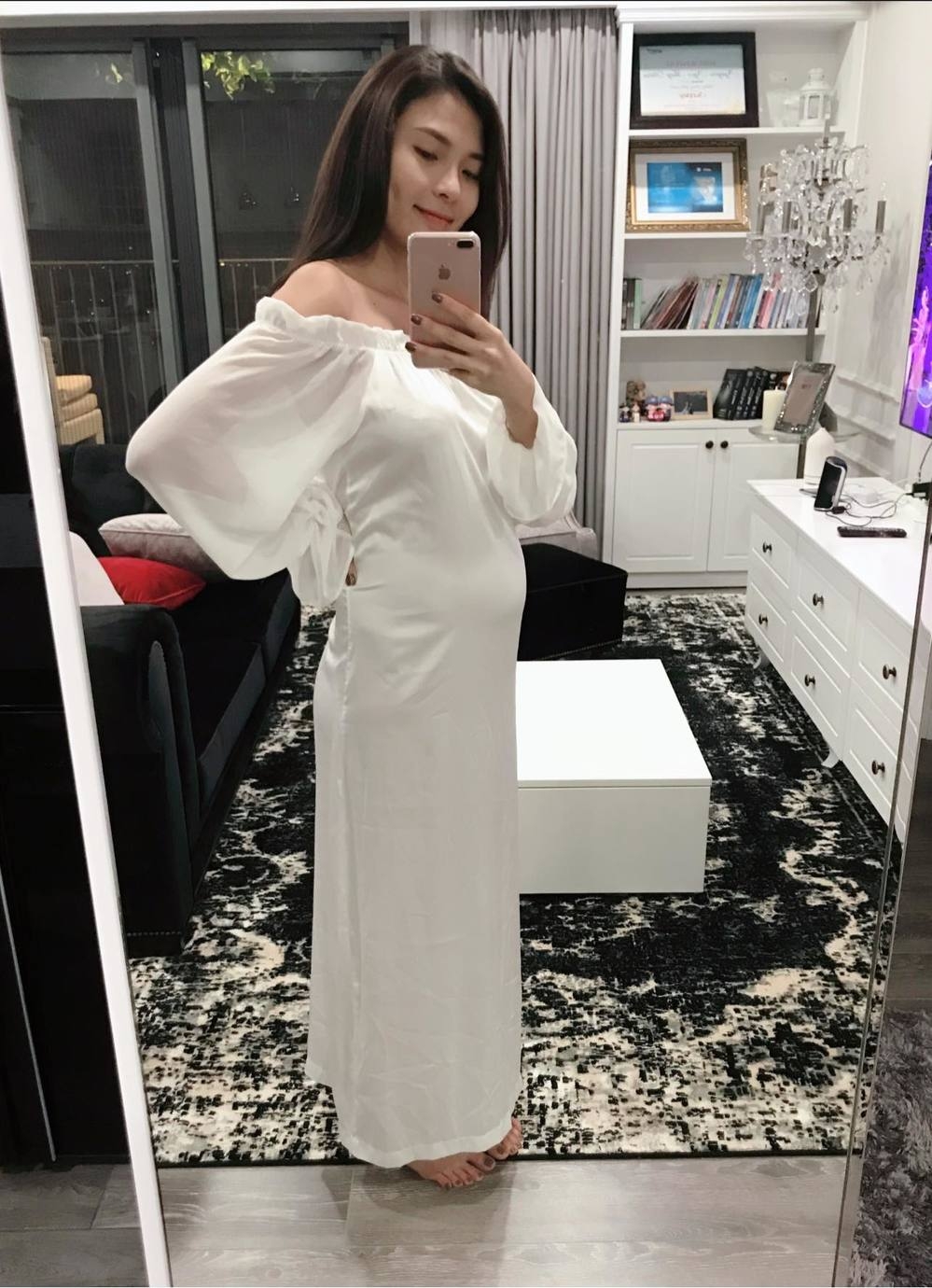 Tin hot giải trí ngày 28/8: Vợ chồng Đoàn Di Băng tuyên bố ngưng làm từ thiện