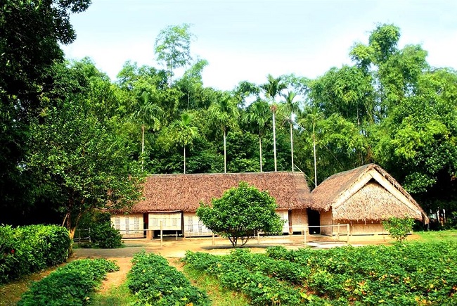 Du lịch Nghệ An: Địa điểm, kinh nghiệm ăn ở, vui chơi