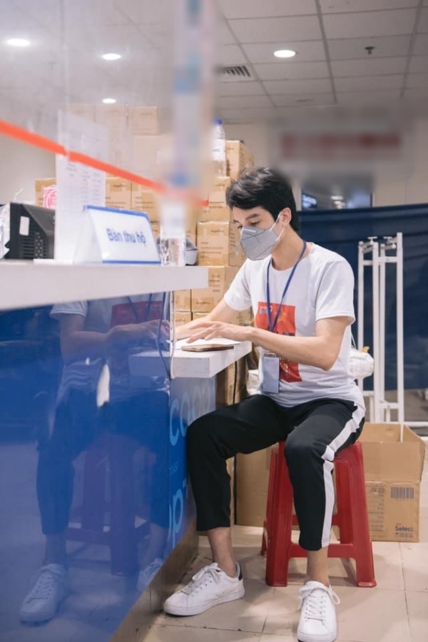 Sao Việt ngày 28/9: Min và 16 Typh lộ hint hẹn hò