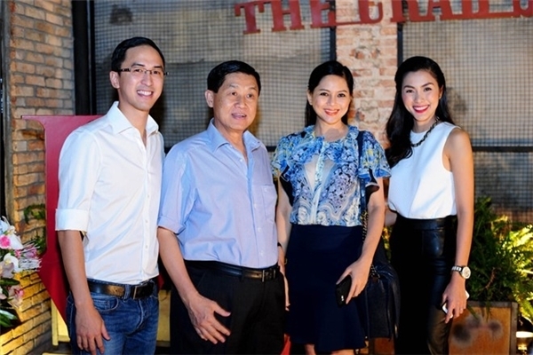 Sao Việt ngày 6/10: Bị khán giả đề nghị cấm sóng, NS Hồng Vân đã lên tiếng