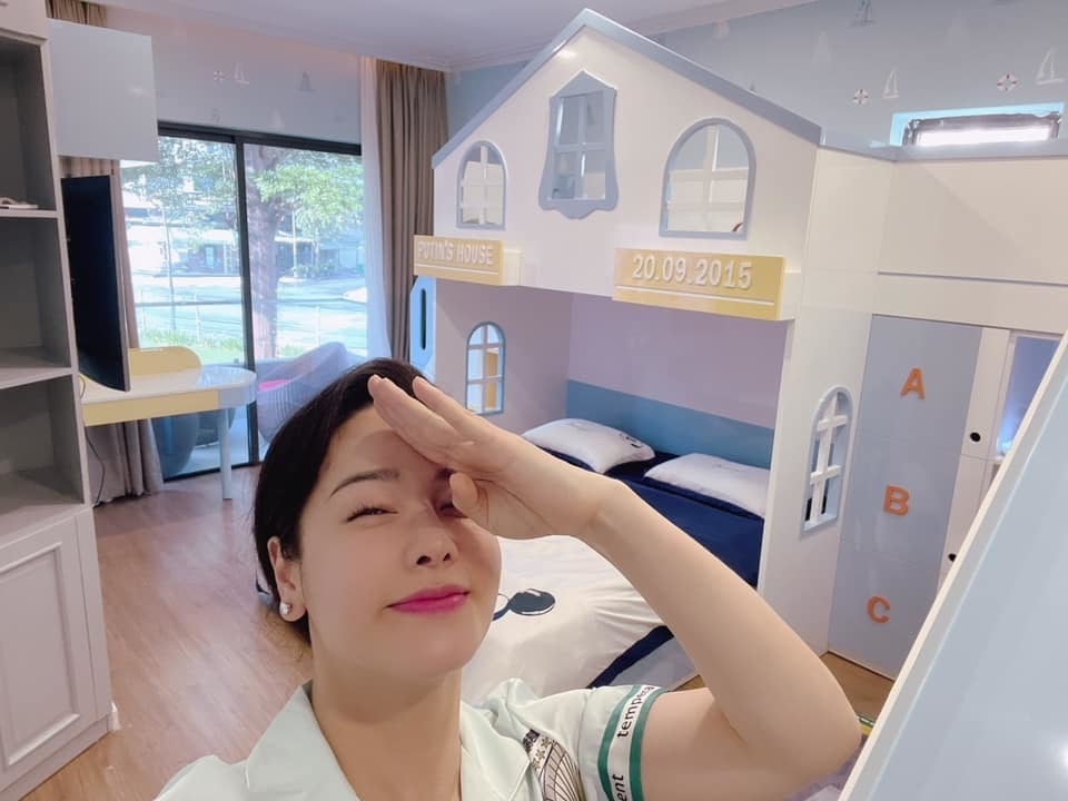 Sao Việt ngày 7/10: Thông tin về việc không xác minh được tiền từ thiện của ca sĩ Thủy Tiên