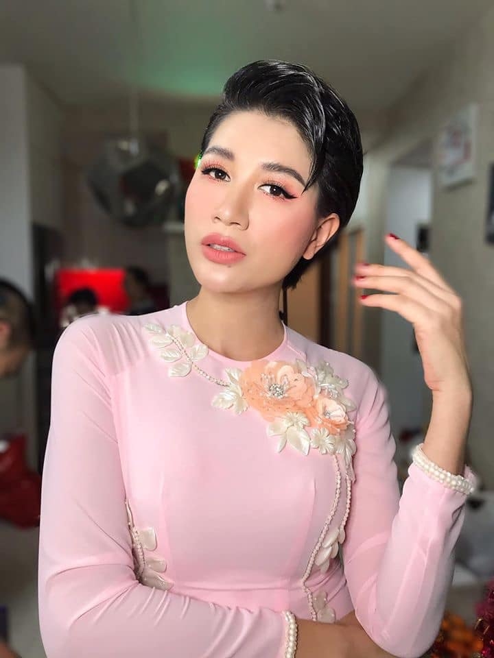 Sao Việt ngày 28/10: Trang Trần nói gì sau khi bị phạt 7,5 triệu đồng vì livestream chửi tục?