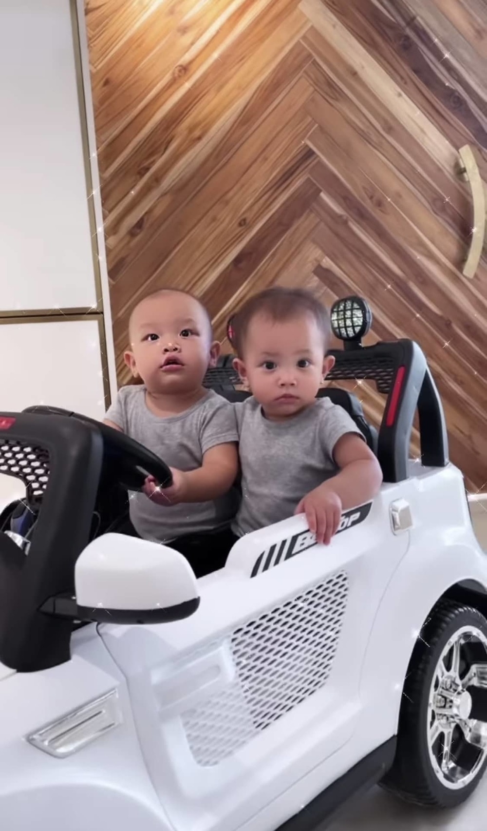 Sao Việt ngày 29/10: Sam và mối quan hệ với 