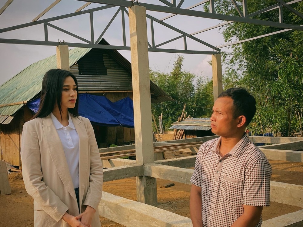Sao Việt ngày 14/11: Kỷ niệm 8 năm ngày cưới, Đăng Khôi tặng vợ món quà trị giá 10 tỷ