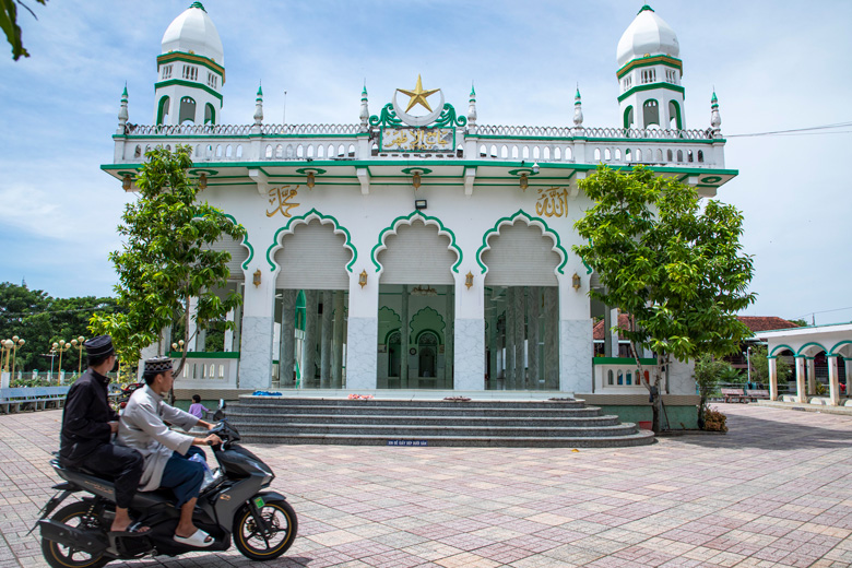 Thánh đường Hồi giáo - Biểu tượng văn hoá của người Chăm ở An Giang