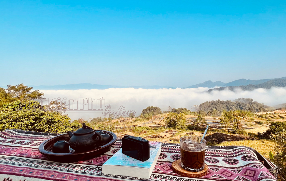 Mùa “săn mây” ở Điện Biên