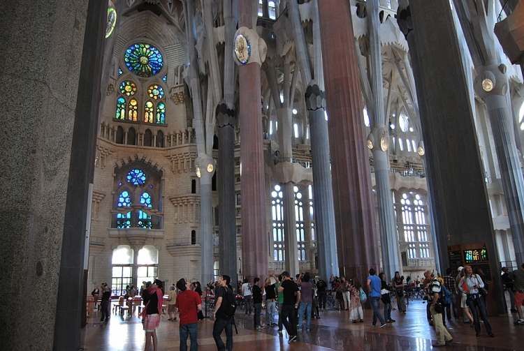 Nhà thờ Sagrada Familia - kiệt tác nghệ thuật của Tây Ban Nha