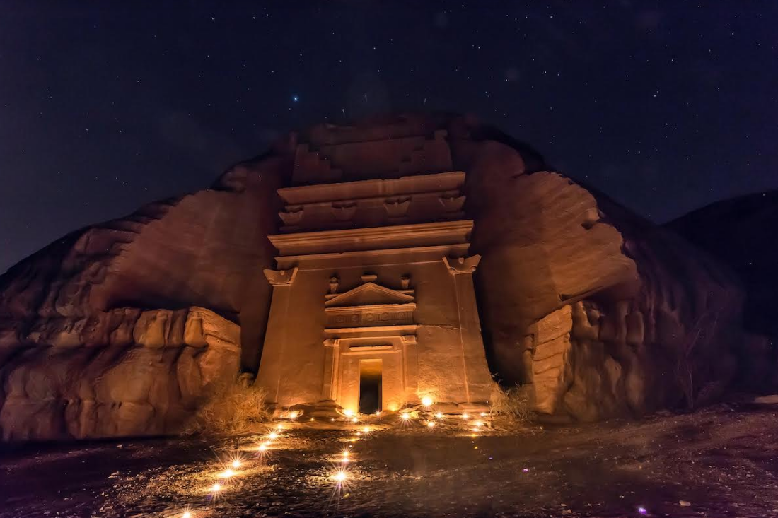 Thành phố Hegra của Ả Rập Saudi cổ đại mở cửa công khai sau 2.000 năm