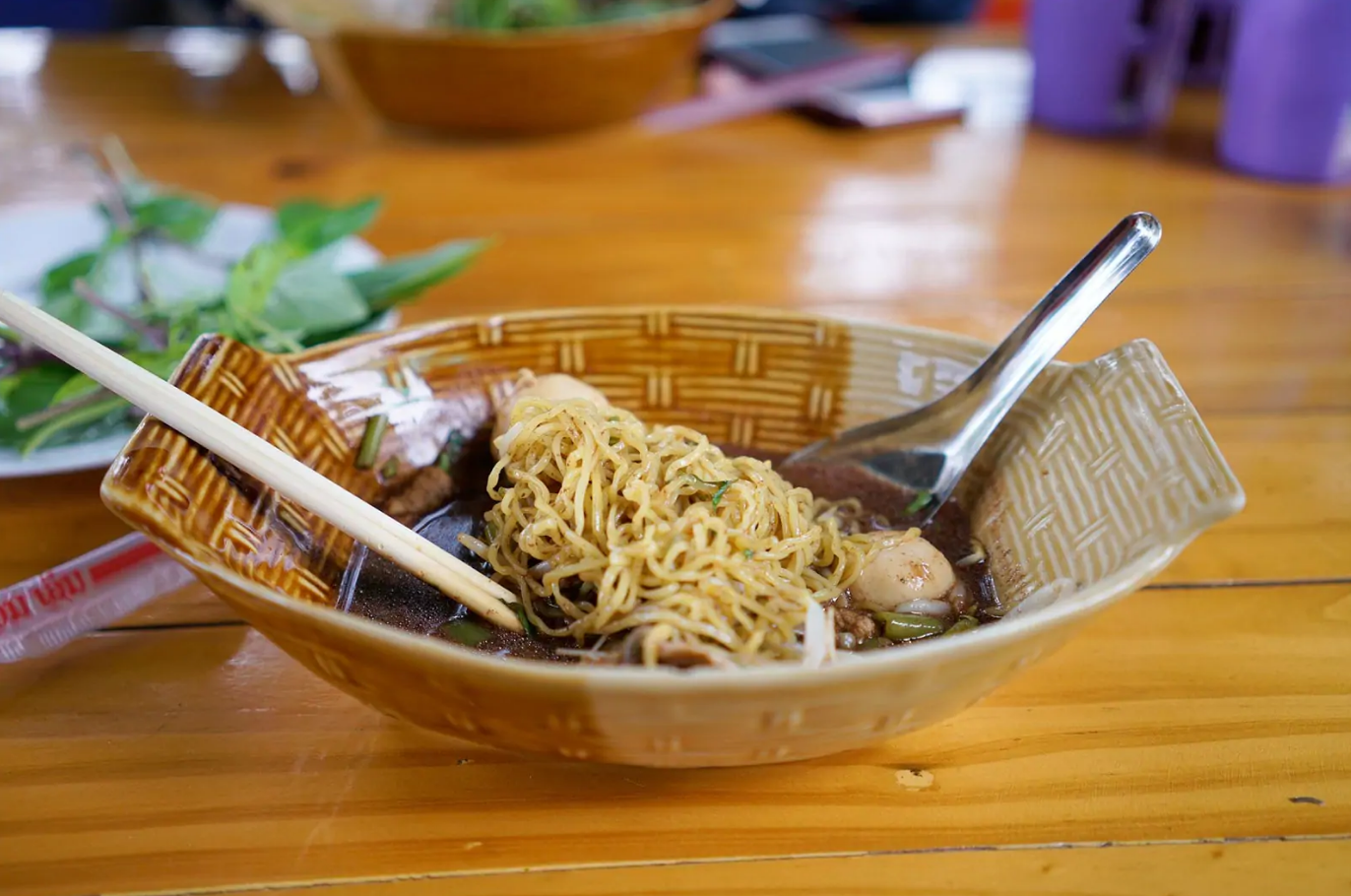 nhung bat ngo khi kham pha am thuc duong pho bangkok