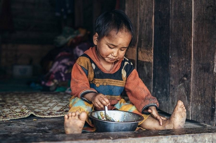 net-moc-mac-chan-chat-cua-nguoi-dan-dang-sau-mot-myanmar-dang-phat-trien-nhanh-chong-12