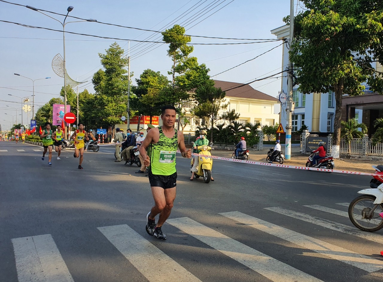 Tất cả VĐV BSR đều hoàn thành đường chạy đăng ký tại Tiền Phong Marathon 2021 Tất cả VĐV BSR đều hoàn thành đường chạy đăng ký tại Tiền Phong Marathon 2021