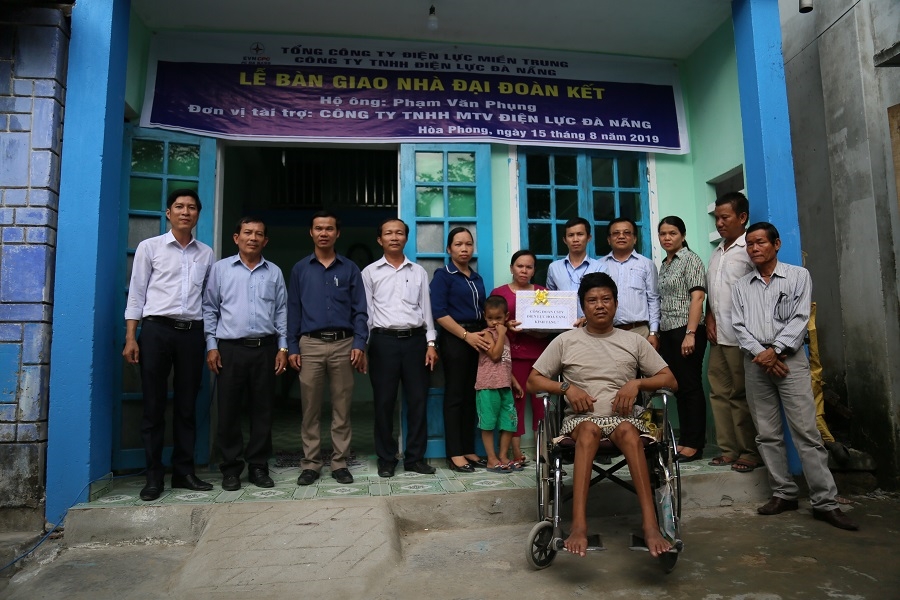 evn cpc va pc da nang ban giao nha dai doan ket cho ho ngheo