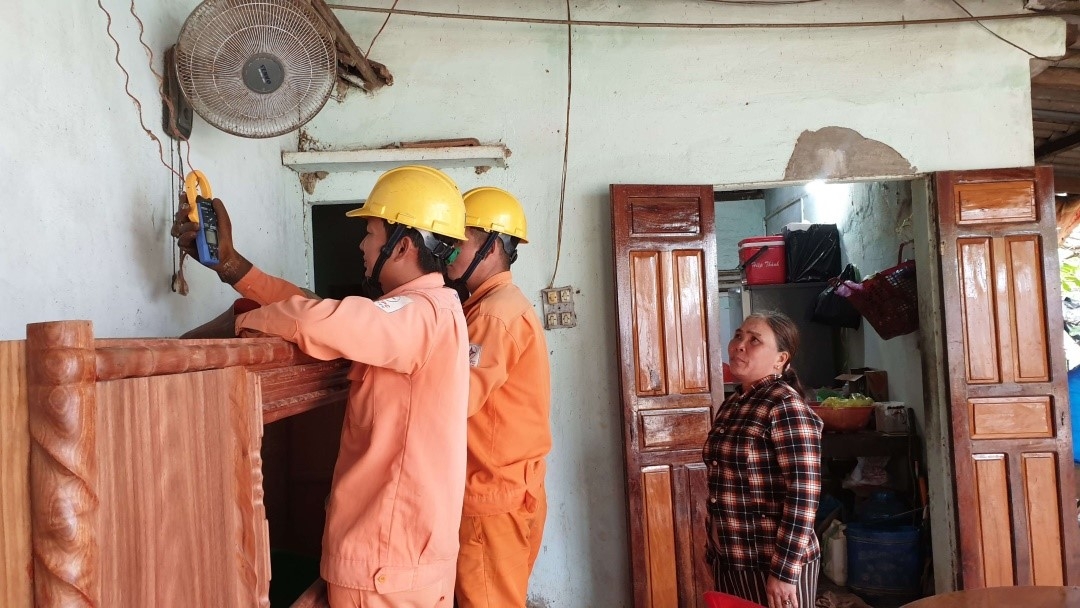 Những ngôi làng đổi thay nhờ có điện