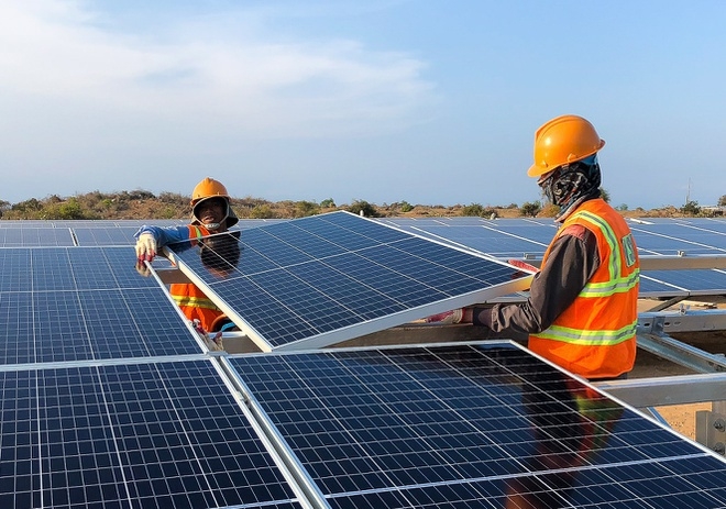 EVN kiến nghị cho phép giảm huy động các nguồn năng lượng tái tạo