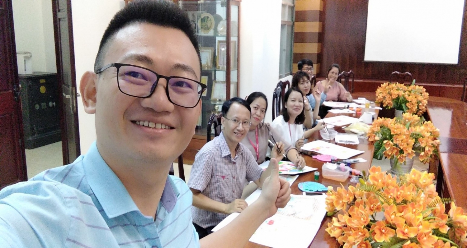 Bảo hiểm PVI Vũng Tàu góp phần tô điểm công trình “Đường tranh bích họa” tại Vũng Tàu