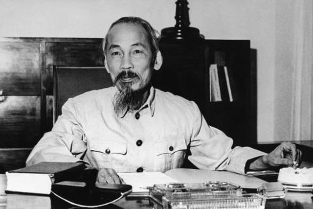 Nghĩ về lời dạy của Bác: “Một việc làm tốt bằng vạn bài diễn văn hay”