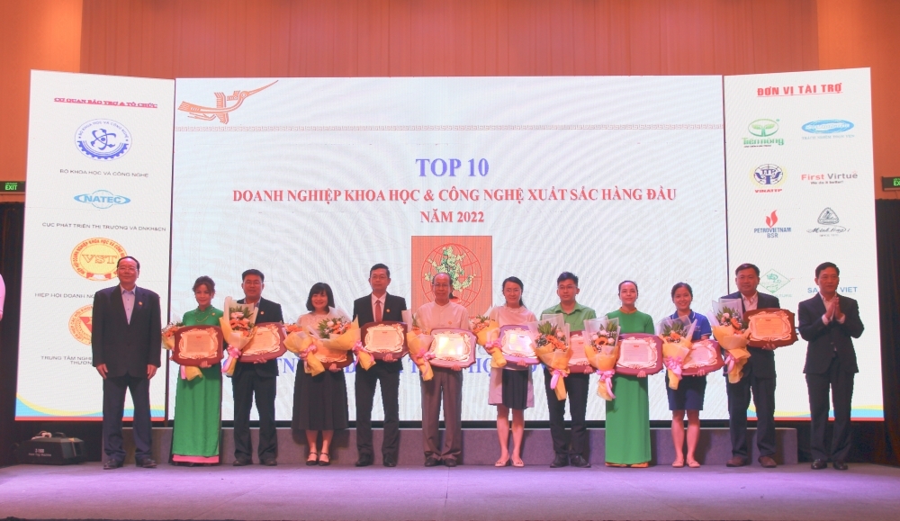BSR được vinh danh Top 10 Doanh nghiệp Khoa học và Công nghệ xuất sắc hàng đầu
