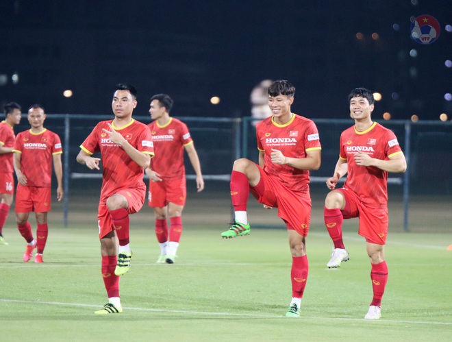Việt Nam 4-0 Indonesia: Duyên ngầm của Công Phượng - 26