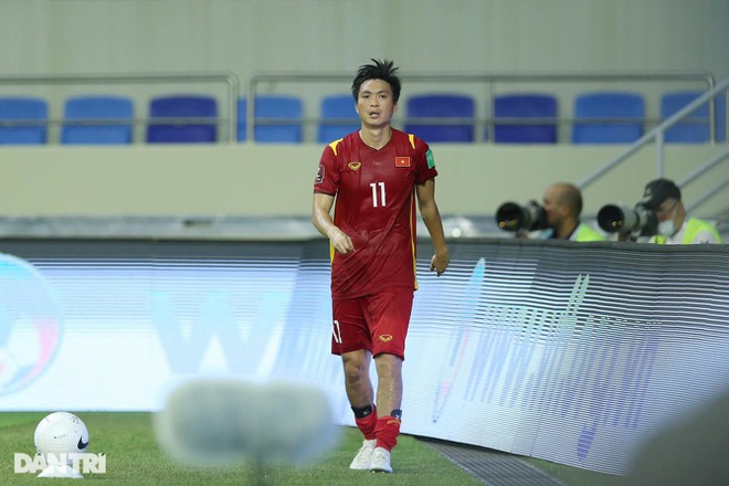 Việt Nam 4-0 Indonesia: Duyên ngầm của Công Phượng - 11
