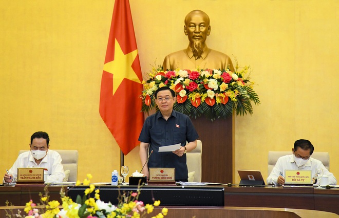 Việc không xác nhận tư cách một người trúng cử ĐBQH được dư luận đồng tình - 2 Việc không xác nhận tư cách một người trúng cử ĐBQH được dư luận đồng tình - 2