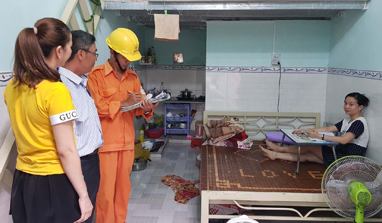 Giám sát chặt chẽ và thực hiện nghiêm giá bán lẻ điện để bảo đảm quyền lợi cho những người thuê nhà