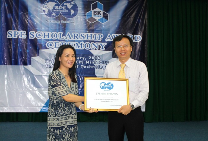 spe viet nam trao hoc bong 2015 cho sv dh bach khoa va dh khoa hoc tu nhien