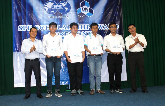 spe viet nam trao hoc bong 2015 cho sv dh bach khoa va dh khoa hoc tu nhien