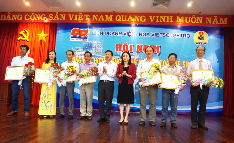 cong doan vietsovpetro tong ket hoat dong mang luoi an toan ve sinh vien