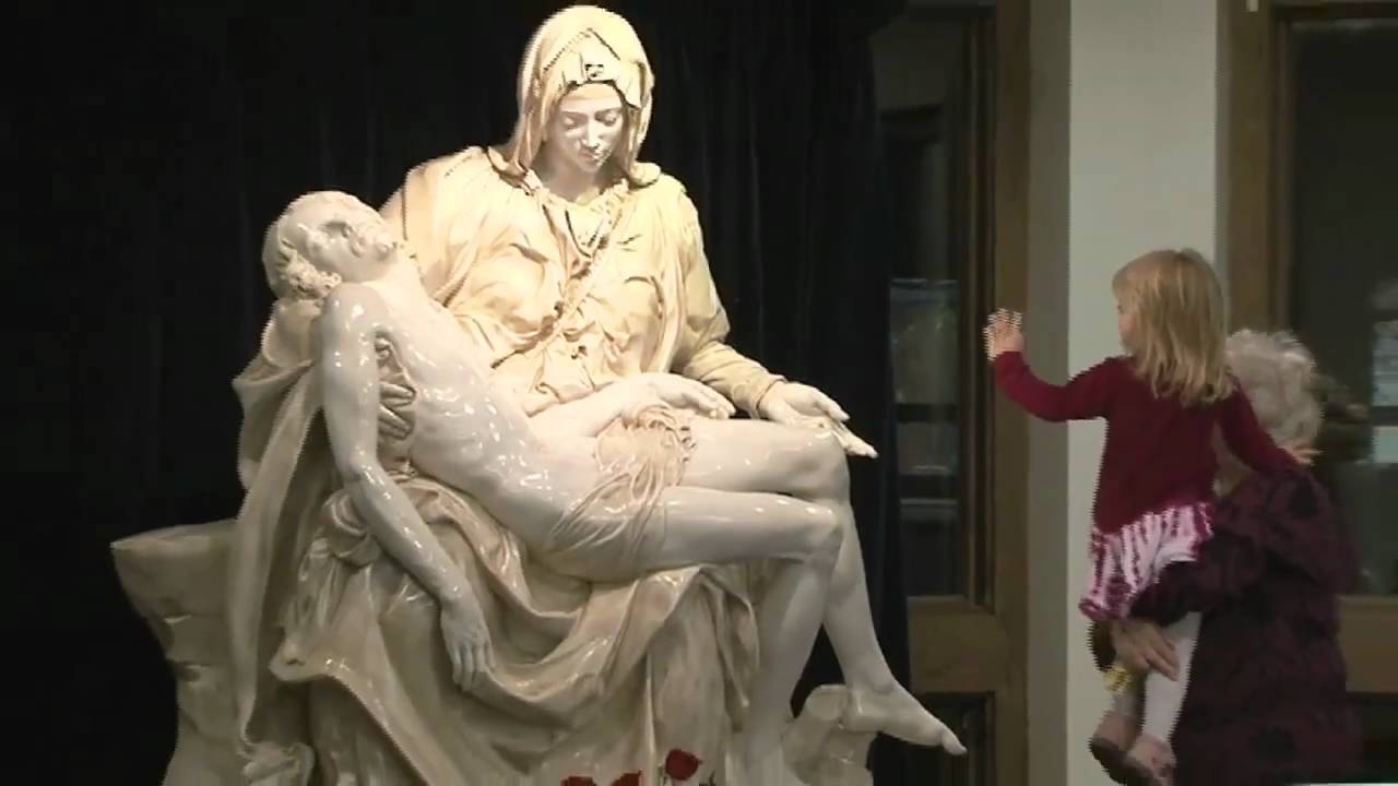 Pietà - Kiệt tác điêu khắc đẹp nhất của Michelangelo