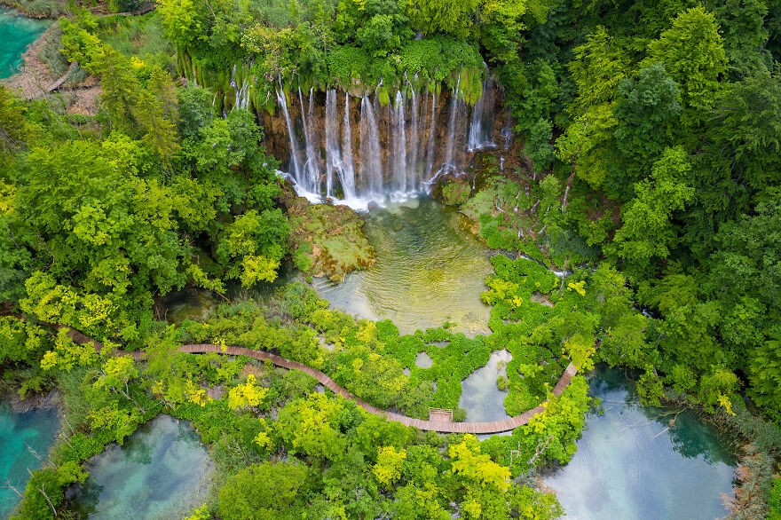 Ngắm nhìn vẻ đẹp mê hoặc của hồ Plitvice, Croatia